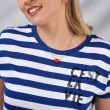 T-shirt 100% cotone organico a righe con ricamo C'est la Vie